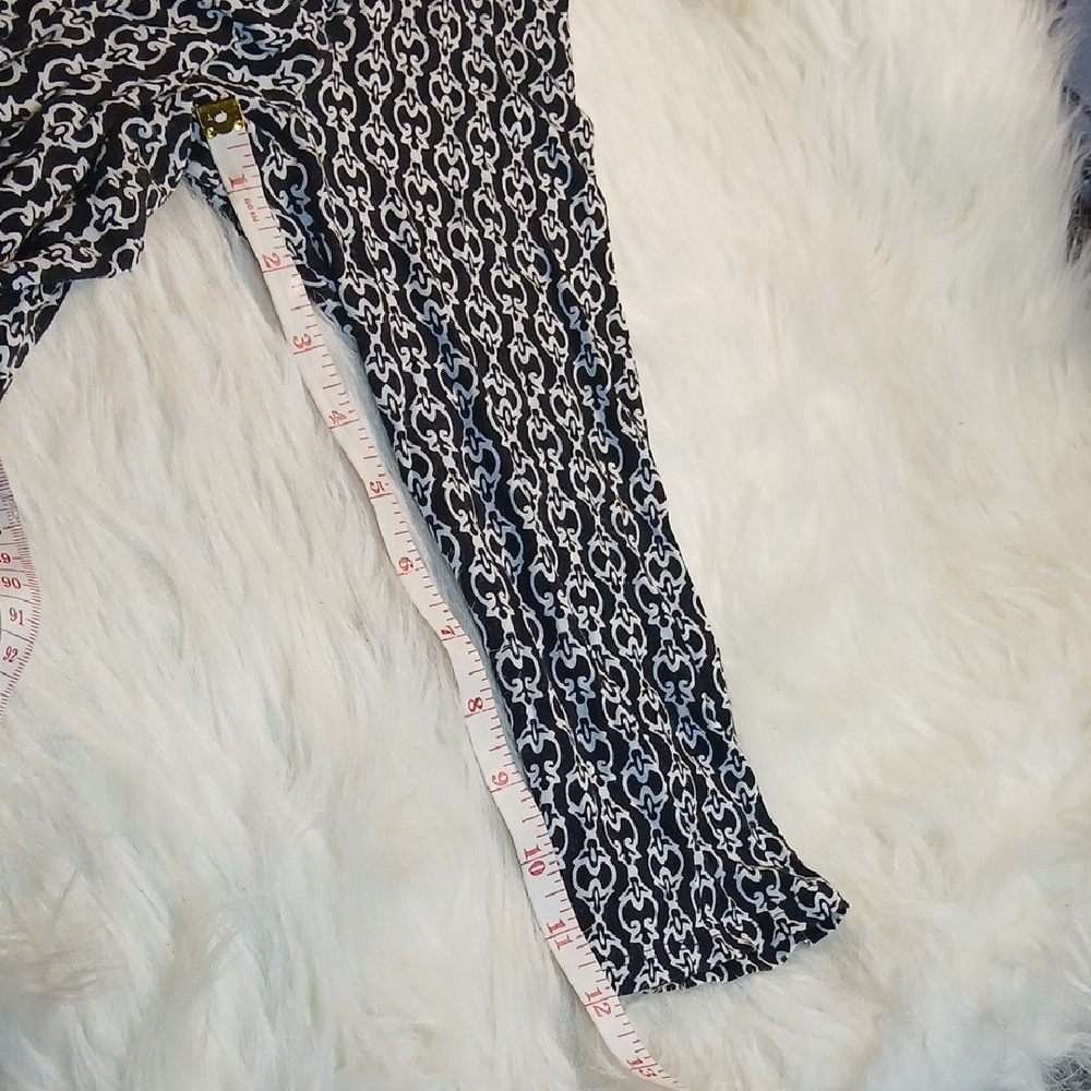 Dana Buchman Black and White Patterned Blouse - Picture 8 of 8
